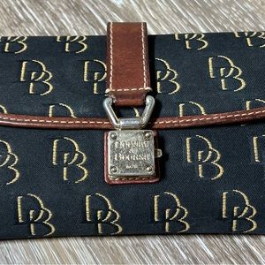 Dooney & Bourke Signature Wallet